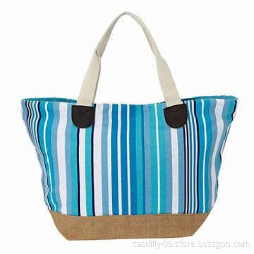 Straw Bag with Zipper Closure